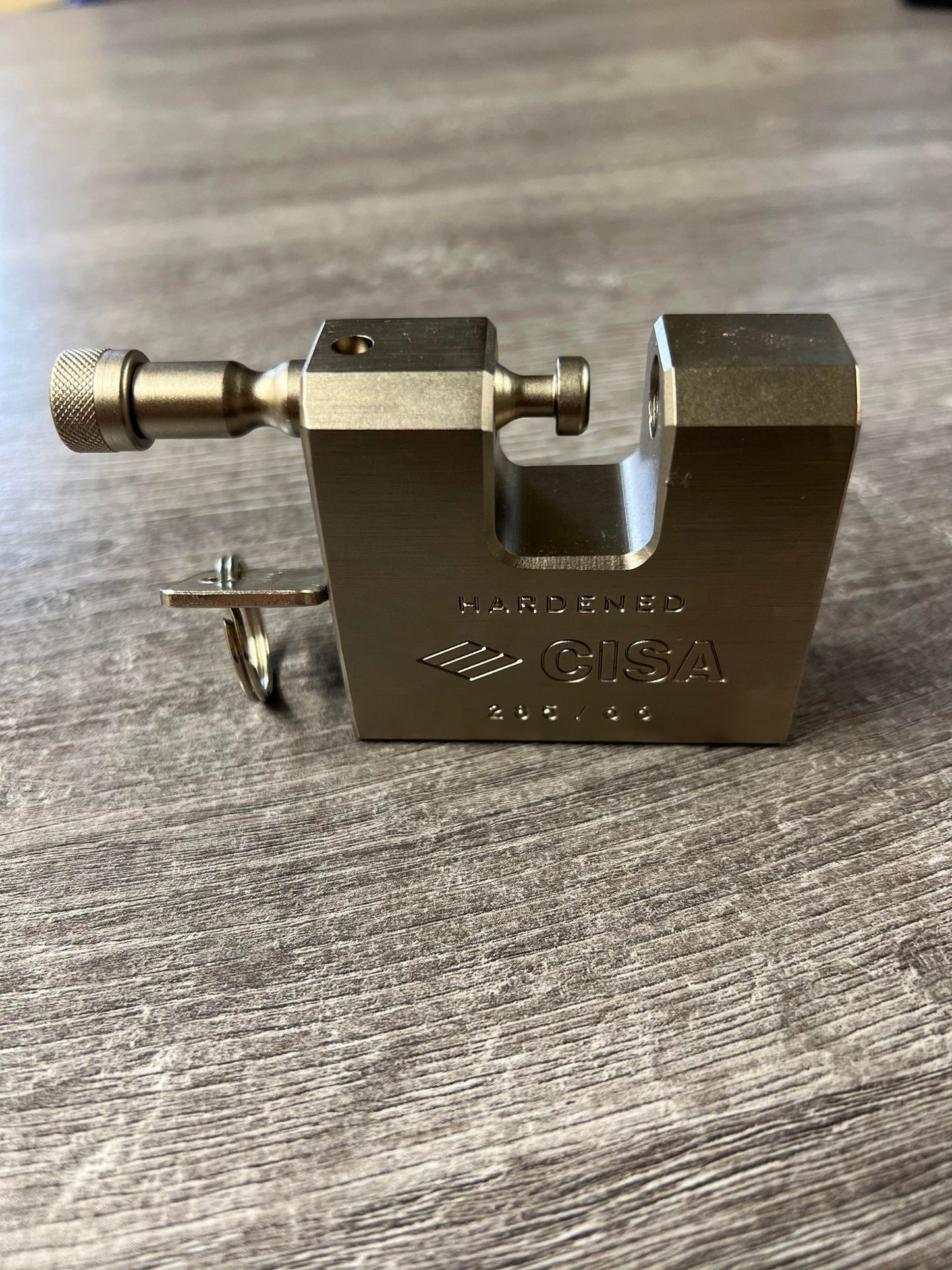 CISA HIGH SECURITY PADLOCK