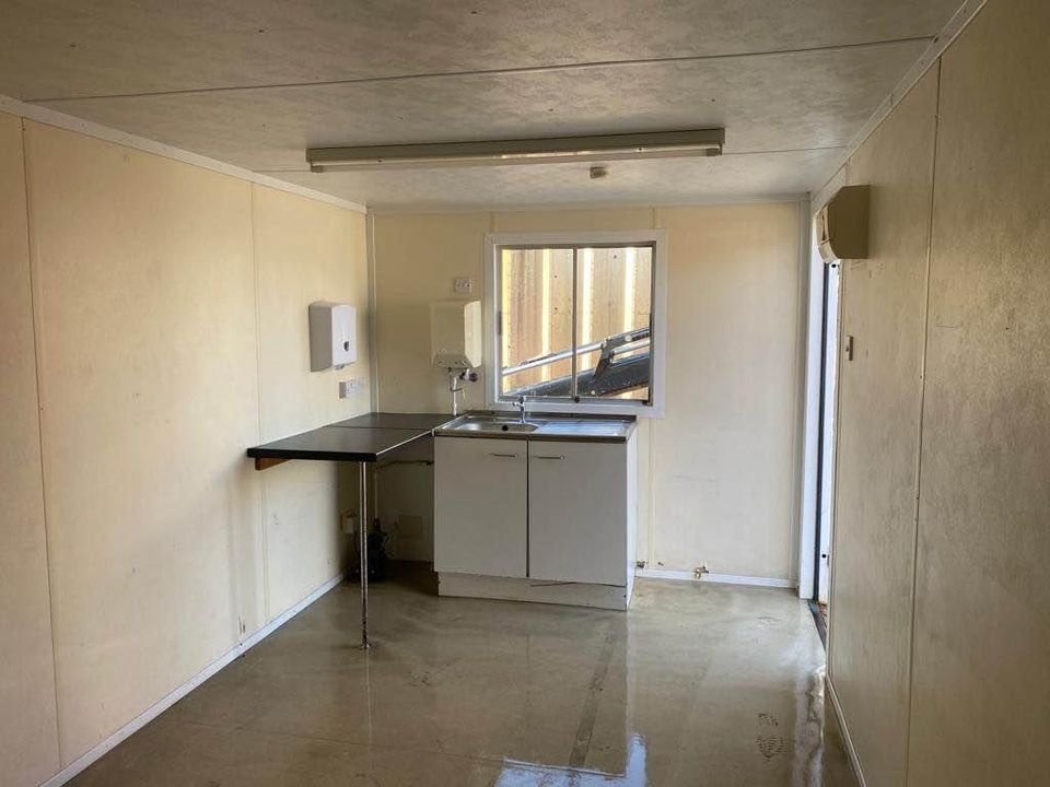 21ft x 9ft Open Plan Portable Office